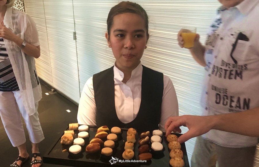 Welcome snacks on 148th floor