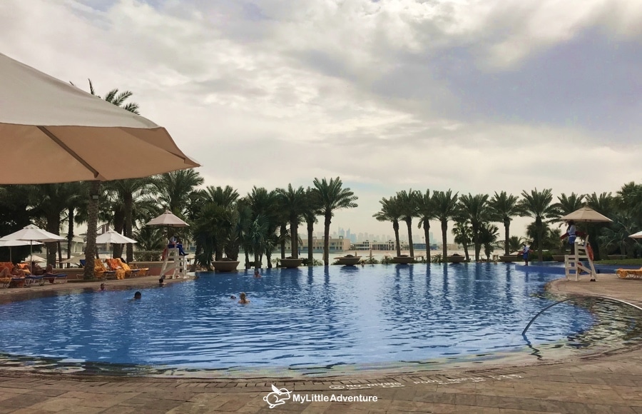 Atlantis The Palm beach swimming pool